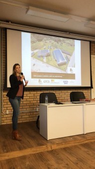 Arquiteta Clarissa Debiazi Zomer, palestrante do evento, pesquisadora do Fotovoltaica/UFSC