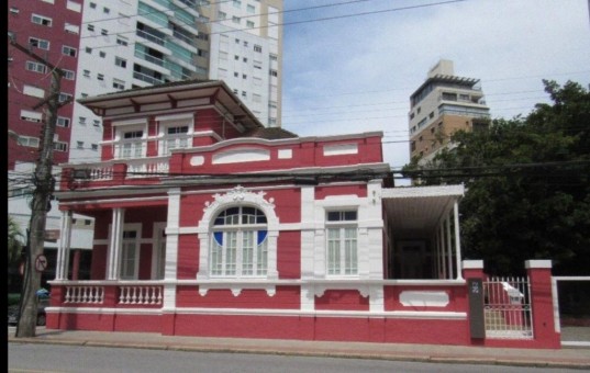 Casarão é tombado pelo Patrimônio Histórico de Florianópolis