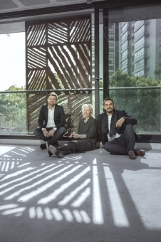 Heloisa Crocco e os empreendores da Smart Arquitetura, Ricardo Ruschel e Márcio Carvalho. Foto: Jonas Adriano
